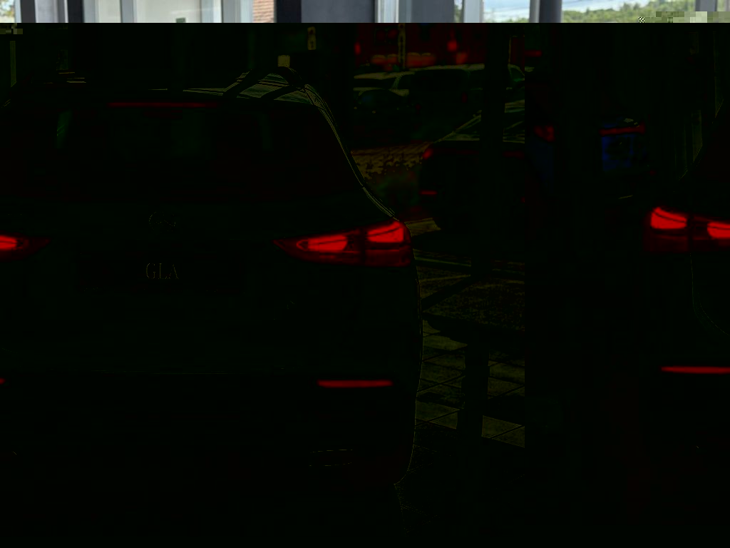 Mercedes-Benz GLA 220