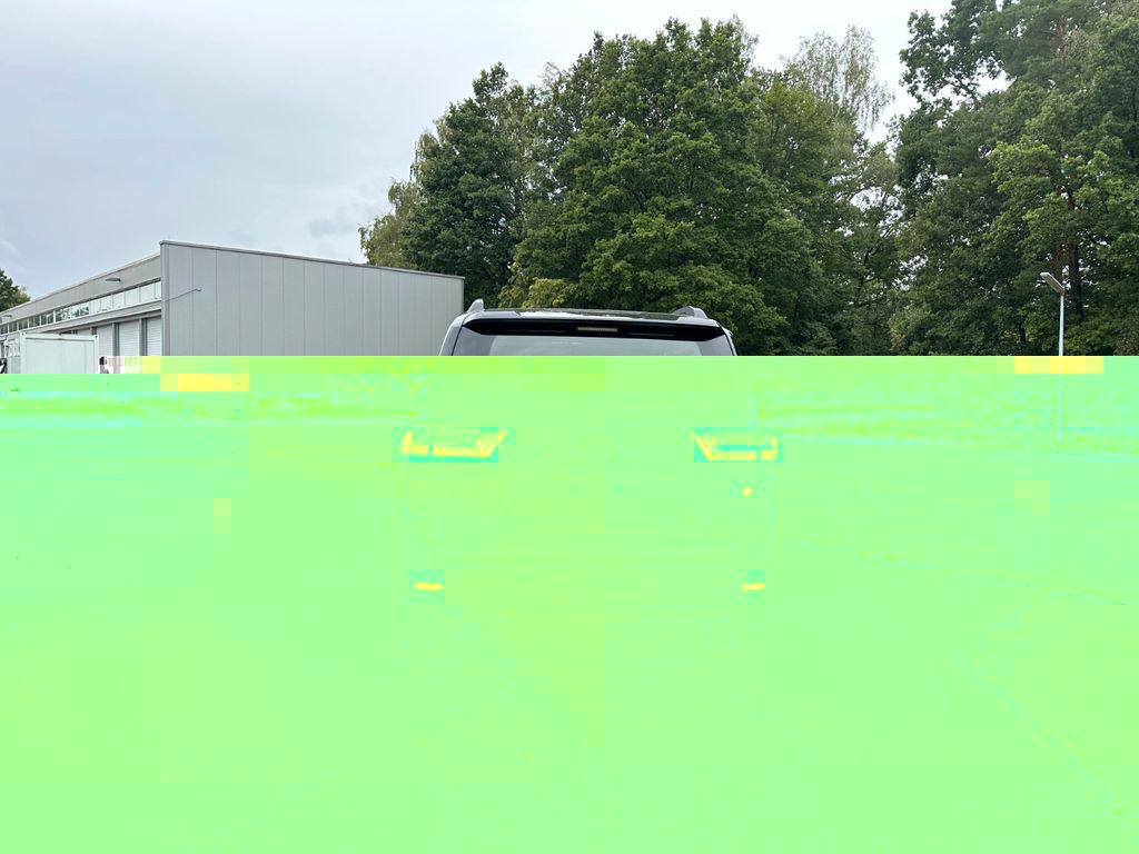  Toyota Land Cruiser 300