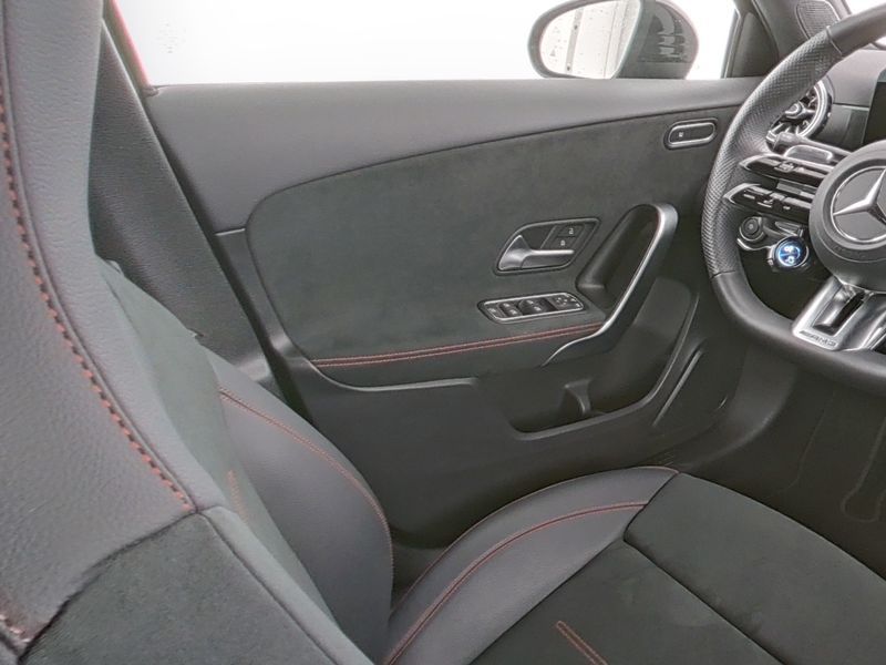 Mercedes-Benz AMG A 35