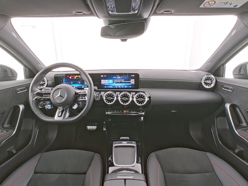 Mercedes-Benz AMG A 35