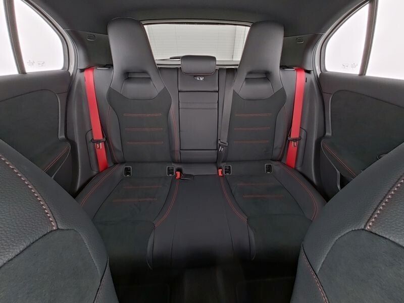 Mercedes-Benz AMG A 35