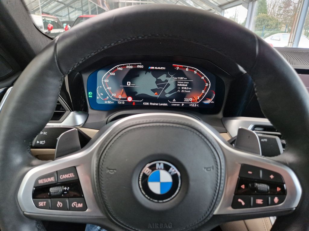 BMW M440i 