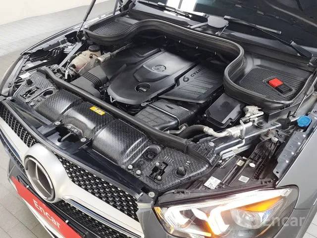 Mercedes Benz GLE-Class