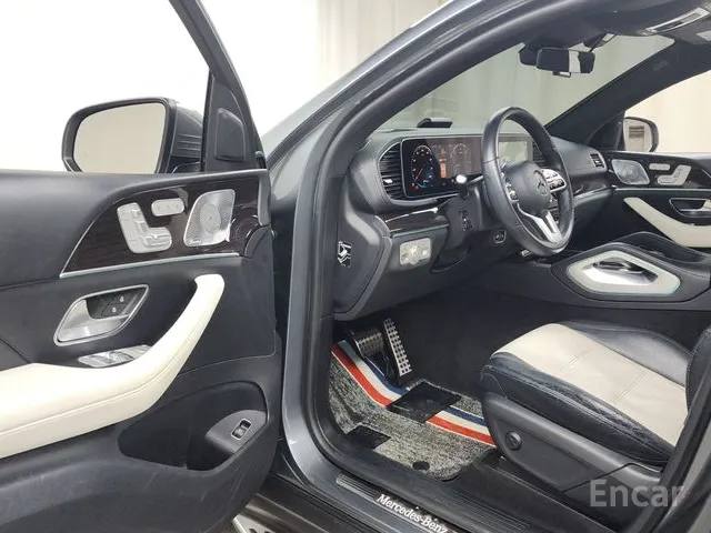 Mercedes Benz GLE-Class