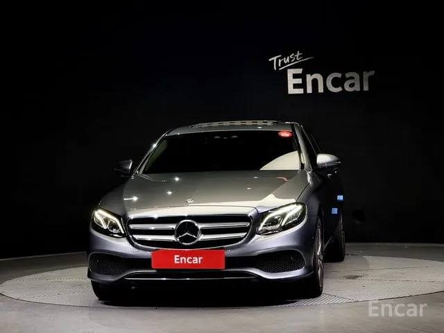 Mercedes-Benz E-Class E300