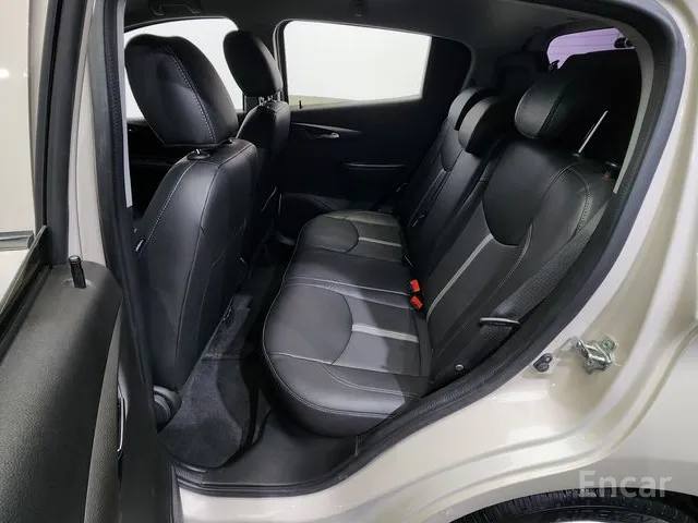 Chevrolet Spark Premier