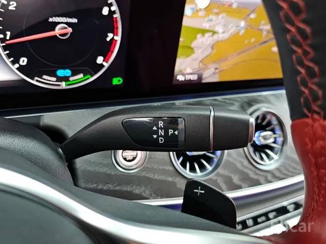 Mercedes Benz CLS-Class