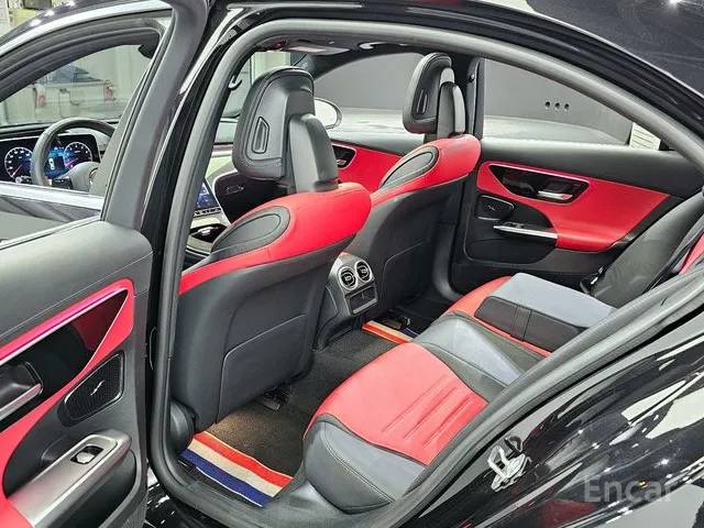 Mercedes-Benz C-Class C300