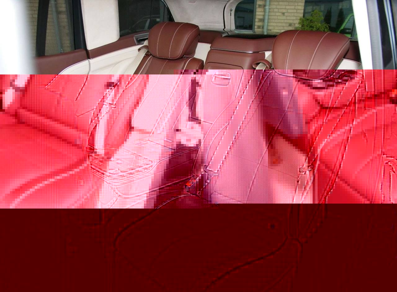 Mercedes-Benz GLS600